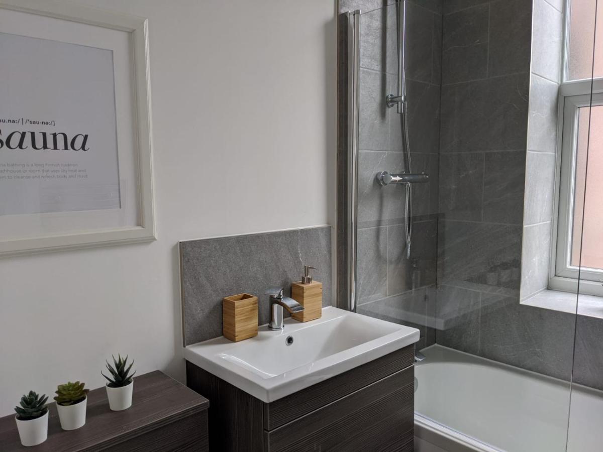 Rooms 24 แมนเชสเตอร์ ภายนอก รูปภาพ